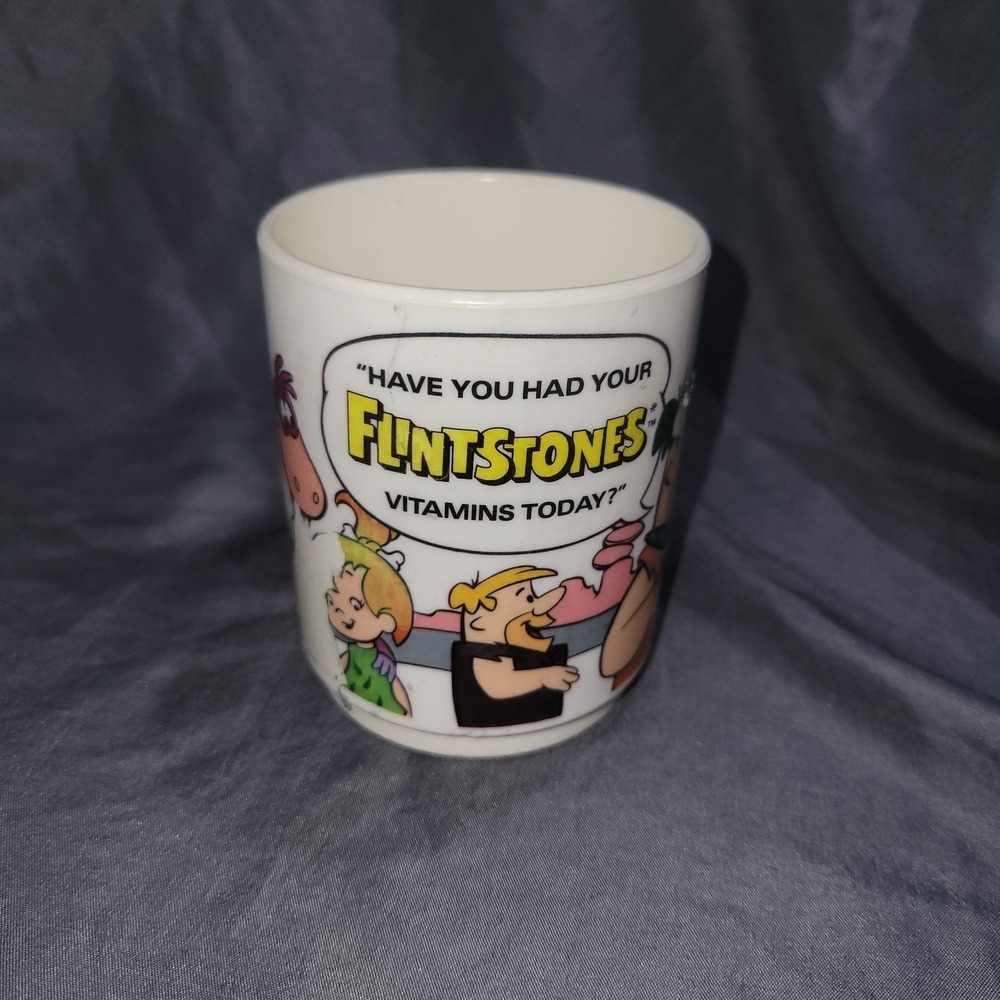 1988 Flintstone Vitamin Cup Mug Hanna-Barbera Fred Barney Wilma Pebbles